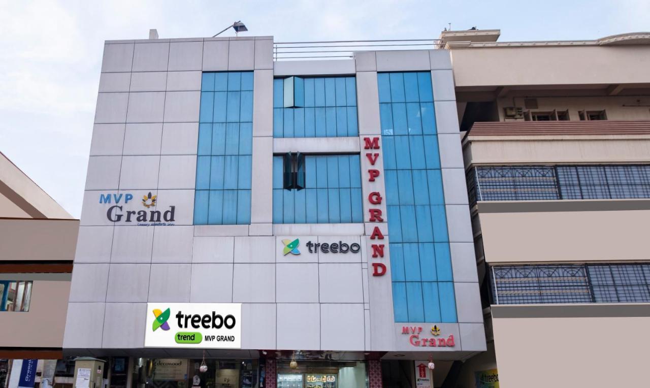 Treebo Mvp Grand Hotel Visákhapatnam Kültér fotó